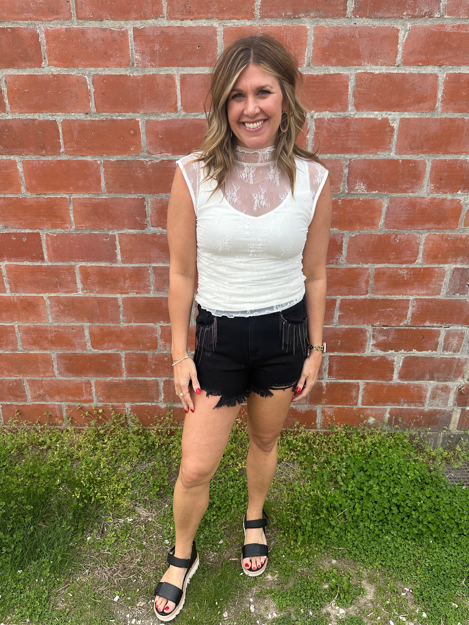 Sleeveless Lace Layer - White