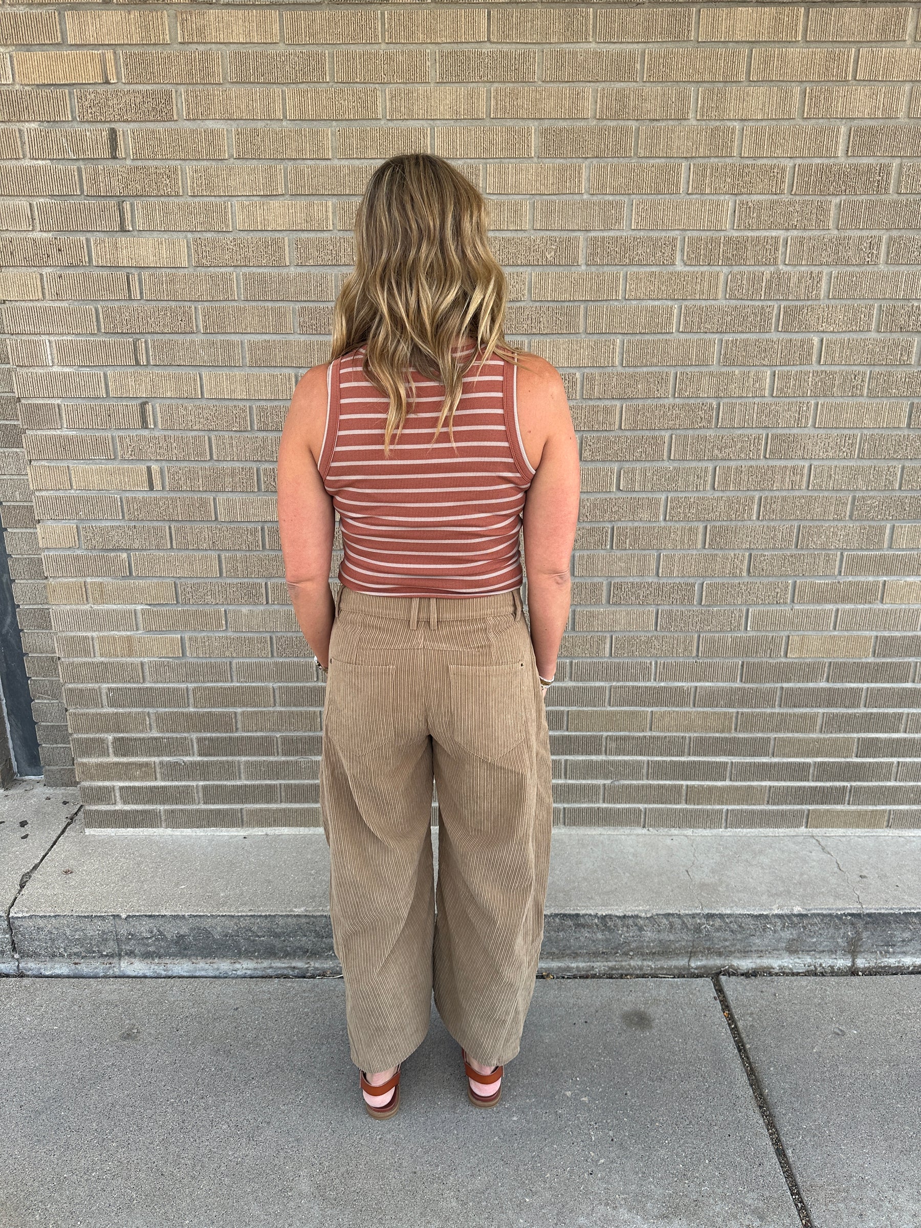 Corduroy Barrel Jeans