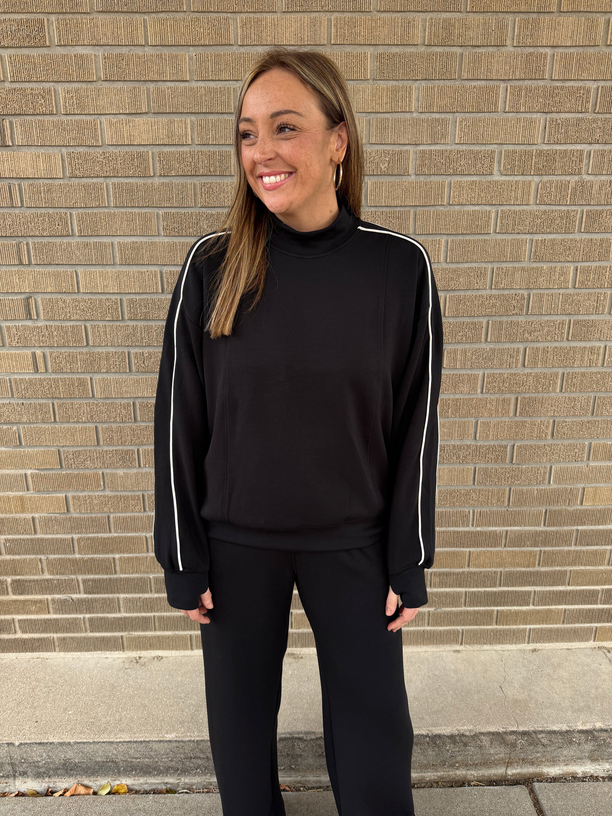 Black and White Modal Top