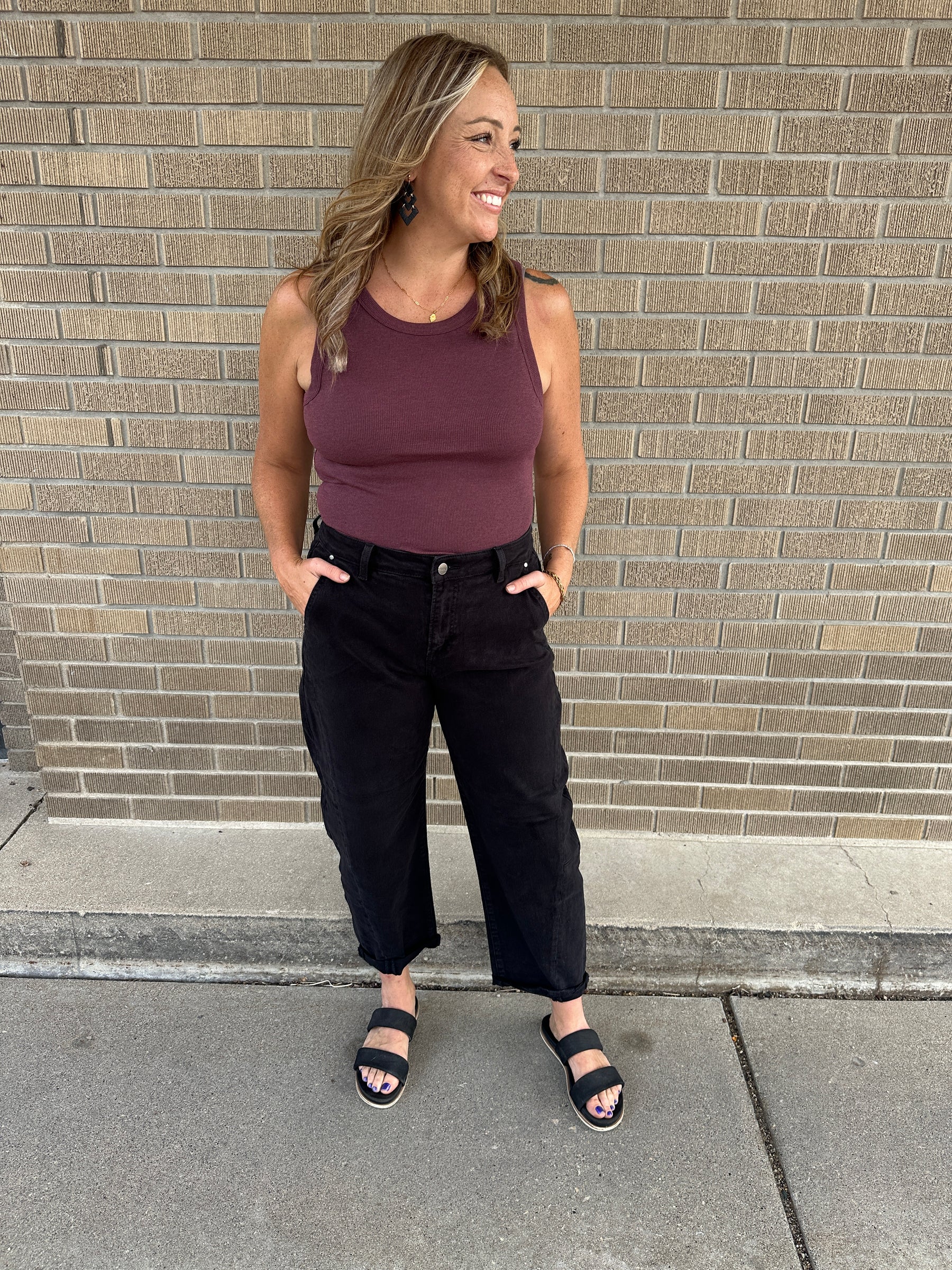 Black Barrel Jeans