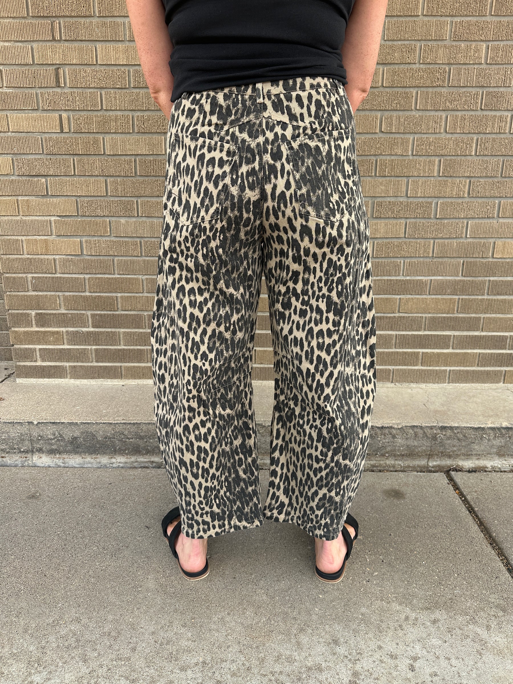Leopard Barrel Jeans