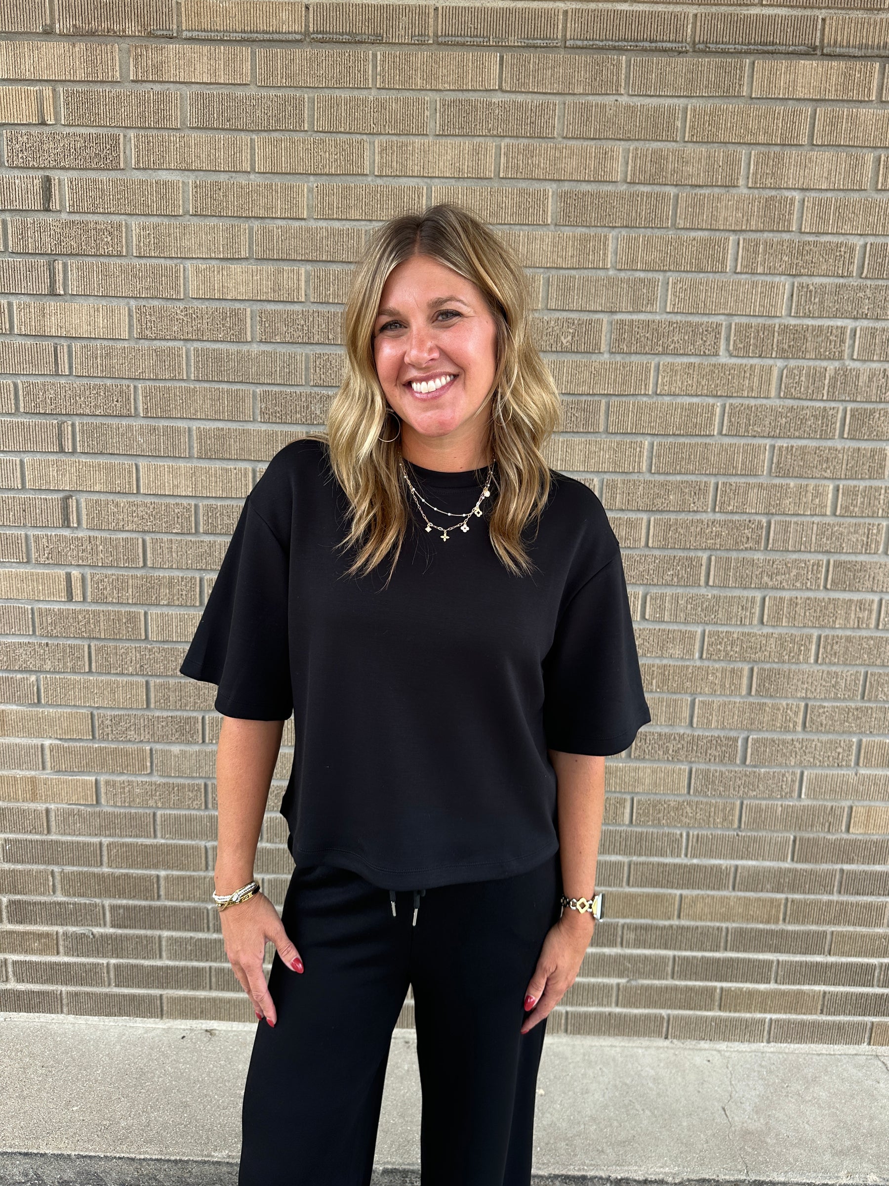 Sabrina Tee - Black
