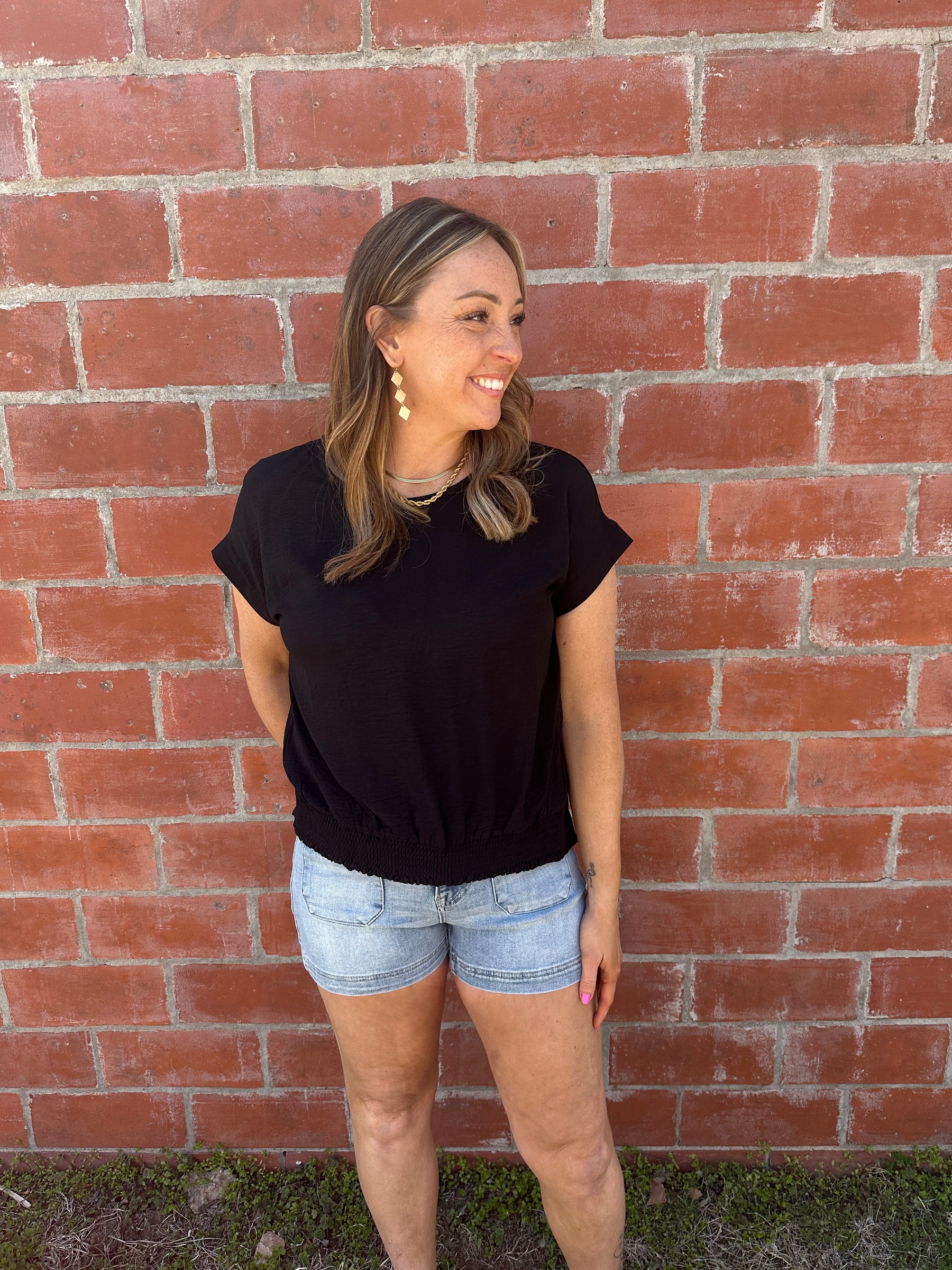 Smocked Hem Crinkle Top - Black