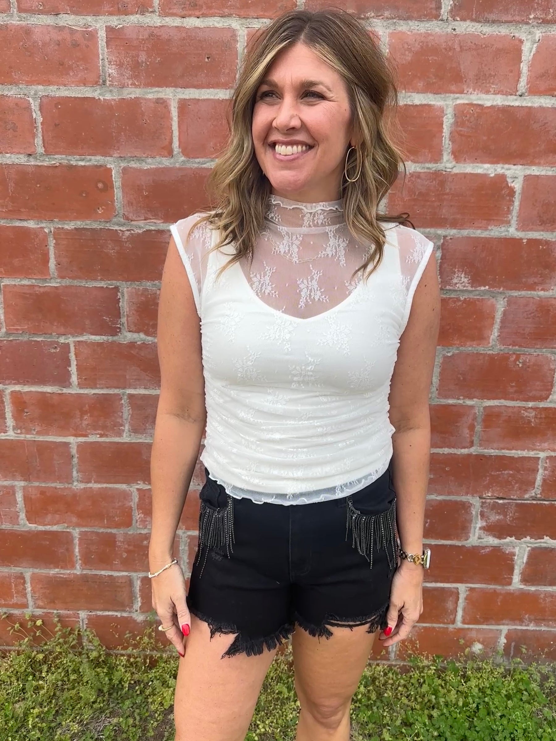 Sleeveless Lace Layer - White