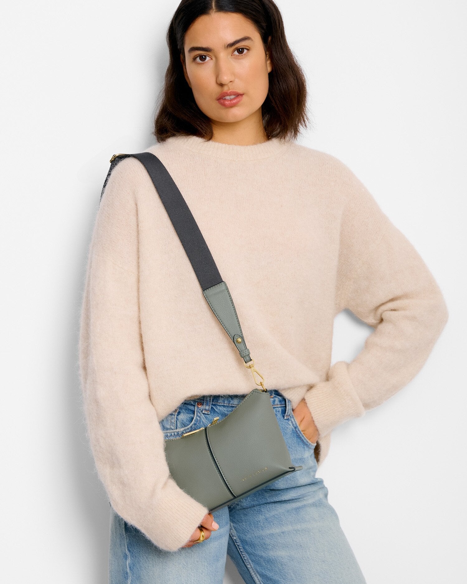 Laila Crossbody