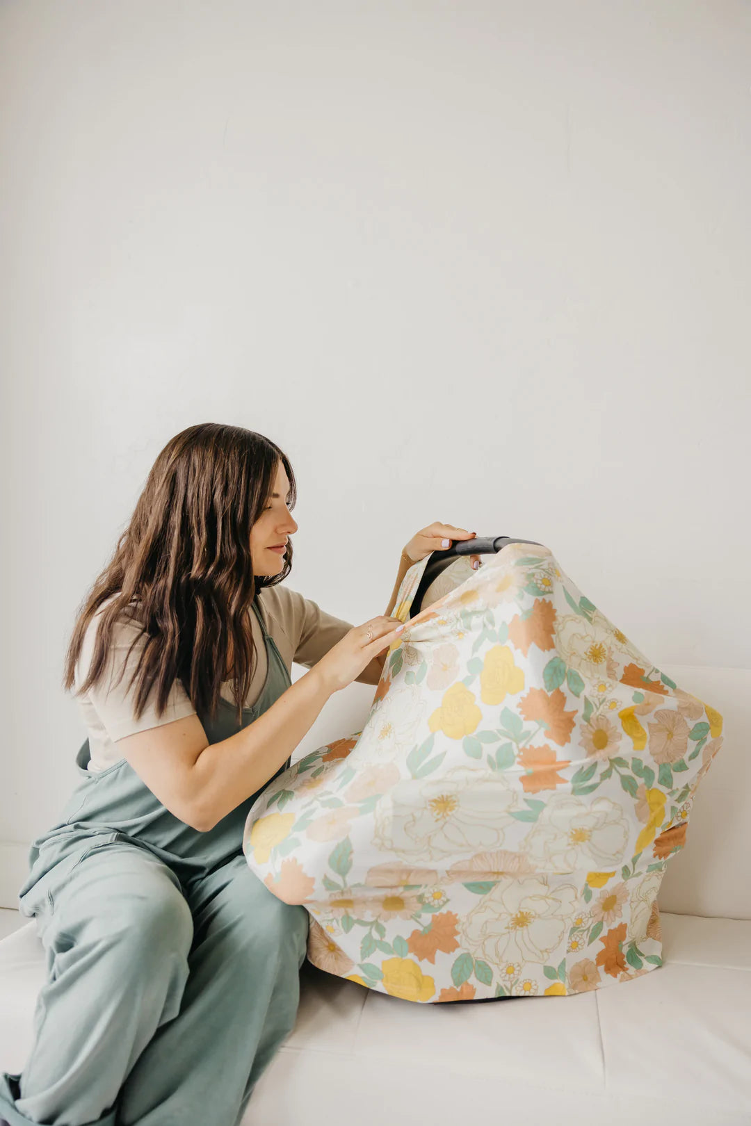 Rose 5-1 Breastfeeding/Carseat Cover