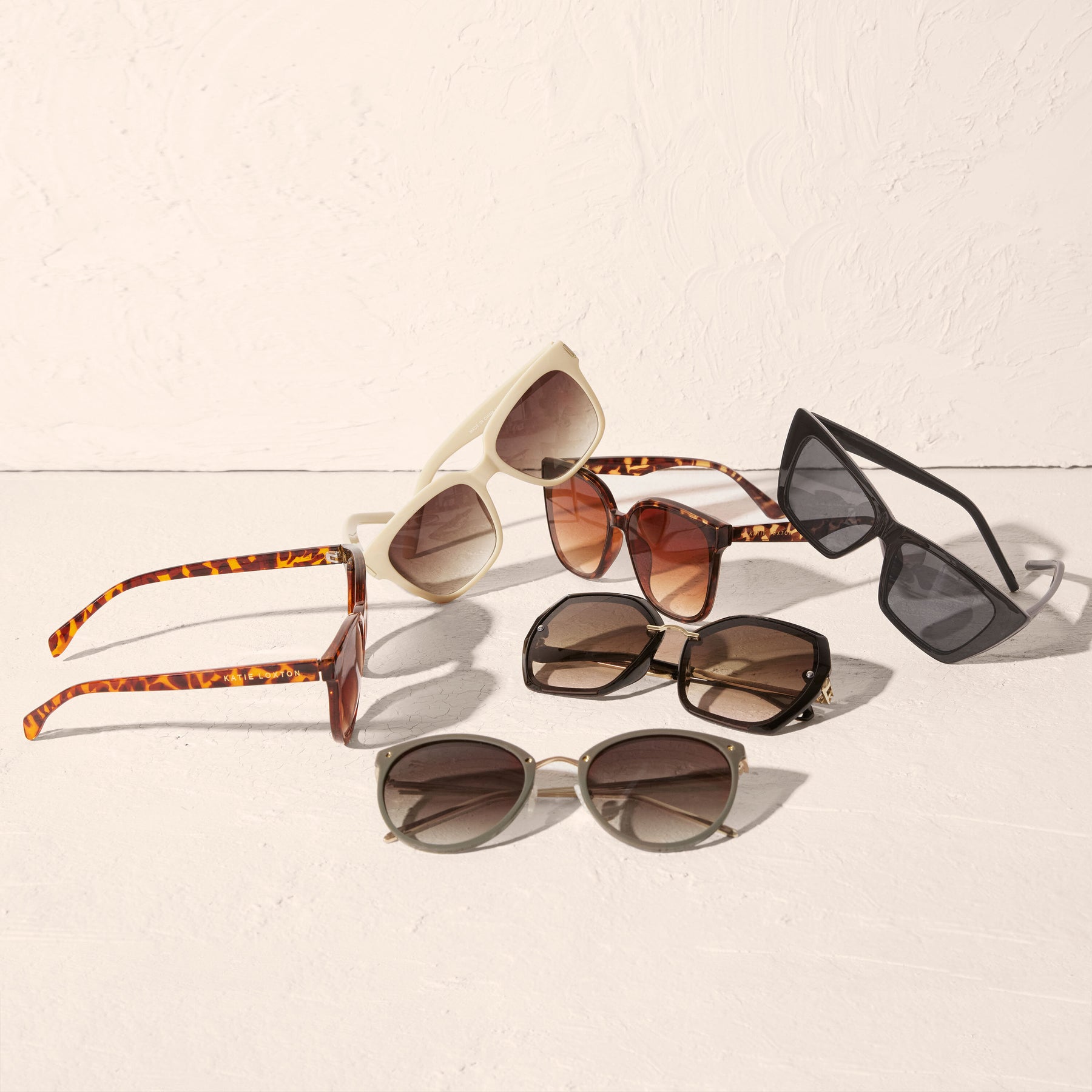 SUNGLASSES