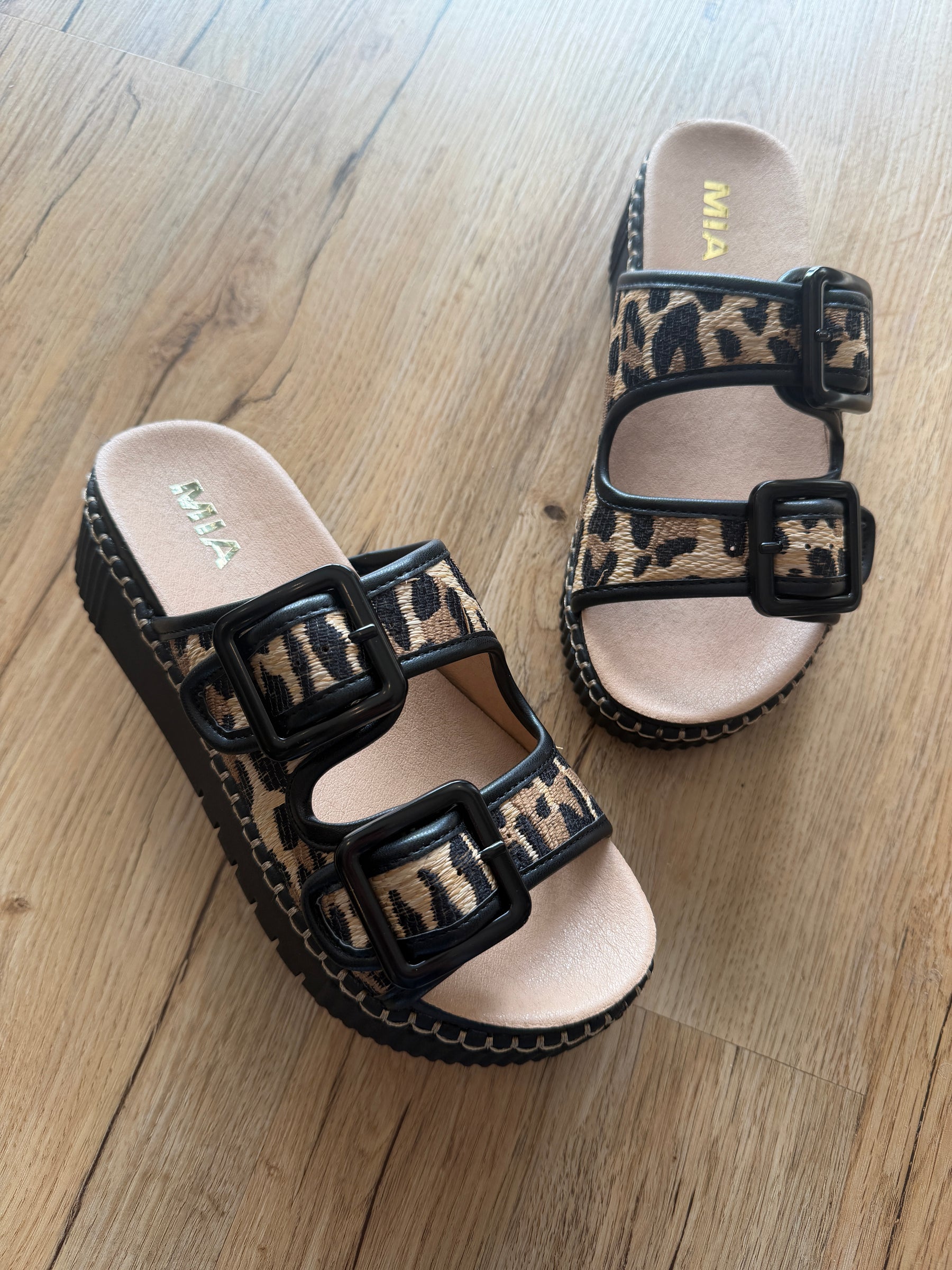 Leopard Slides