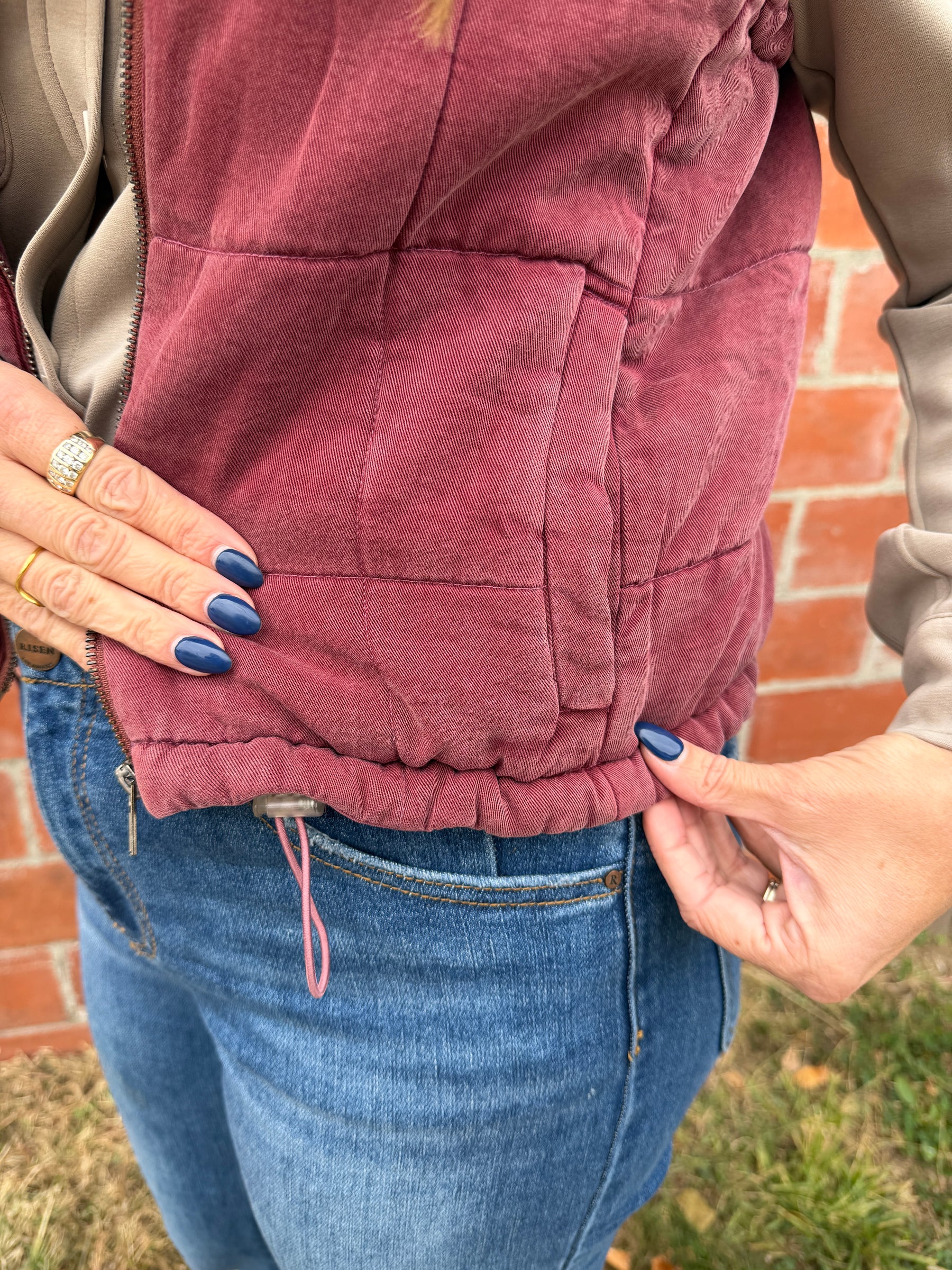 Brina Vest - Crushed Berry