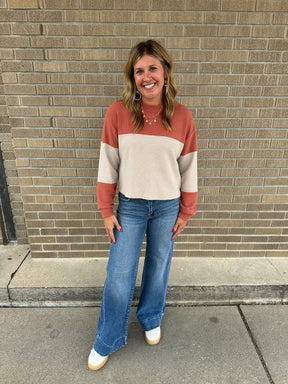 Cloudy Knit Color Block - Rust