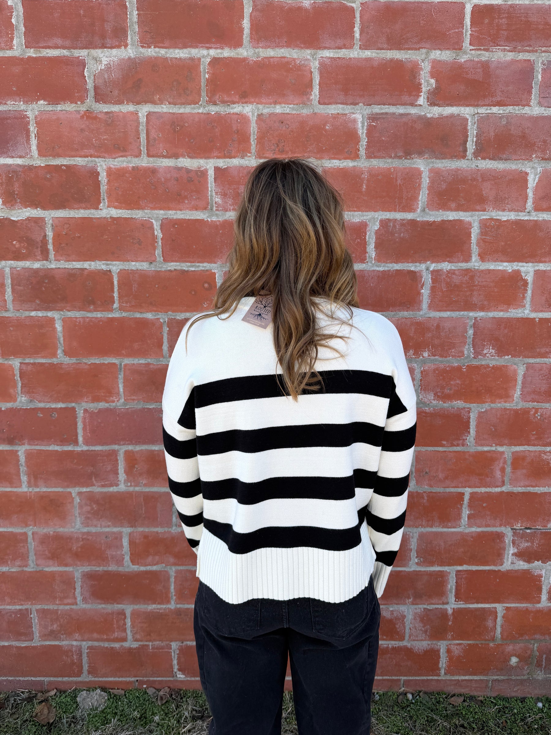 Soft Stripe Sweater - White & Black