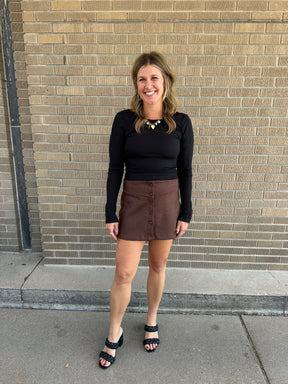 Peep The Back Black Top