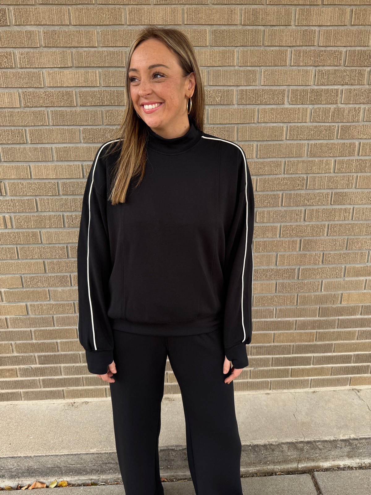 Black and White Modal Top