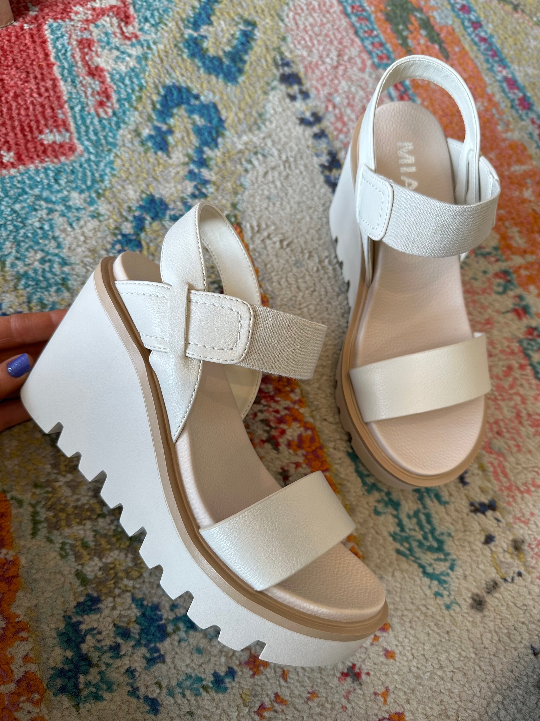 Lily Wedges