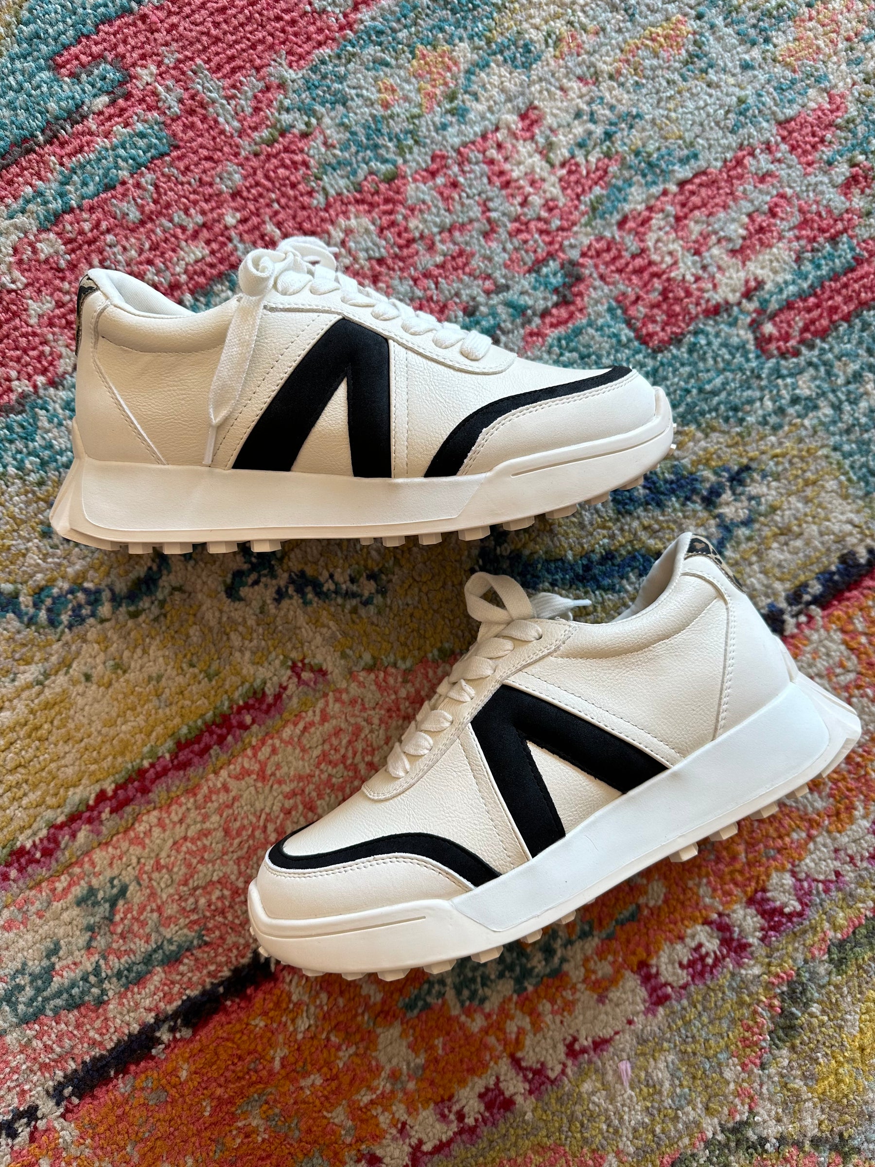 Gemma Sneakers