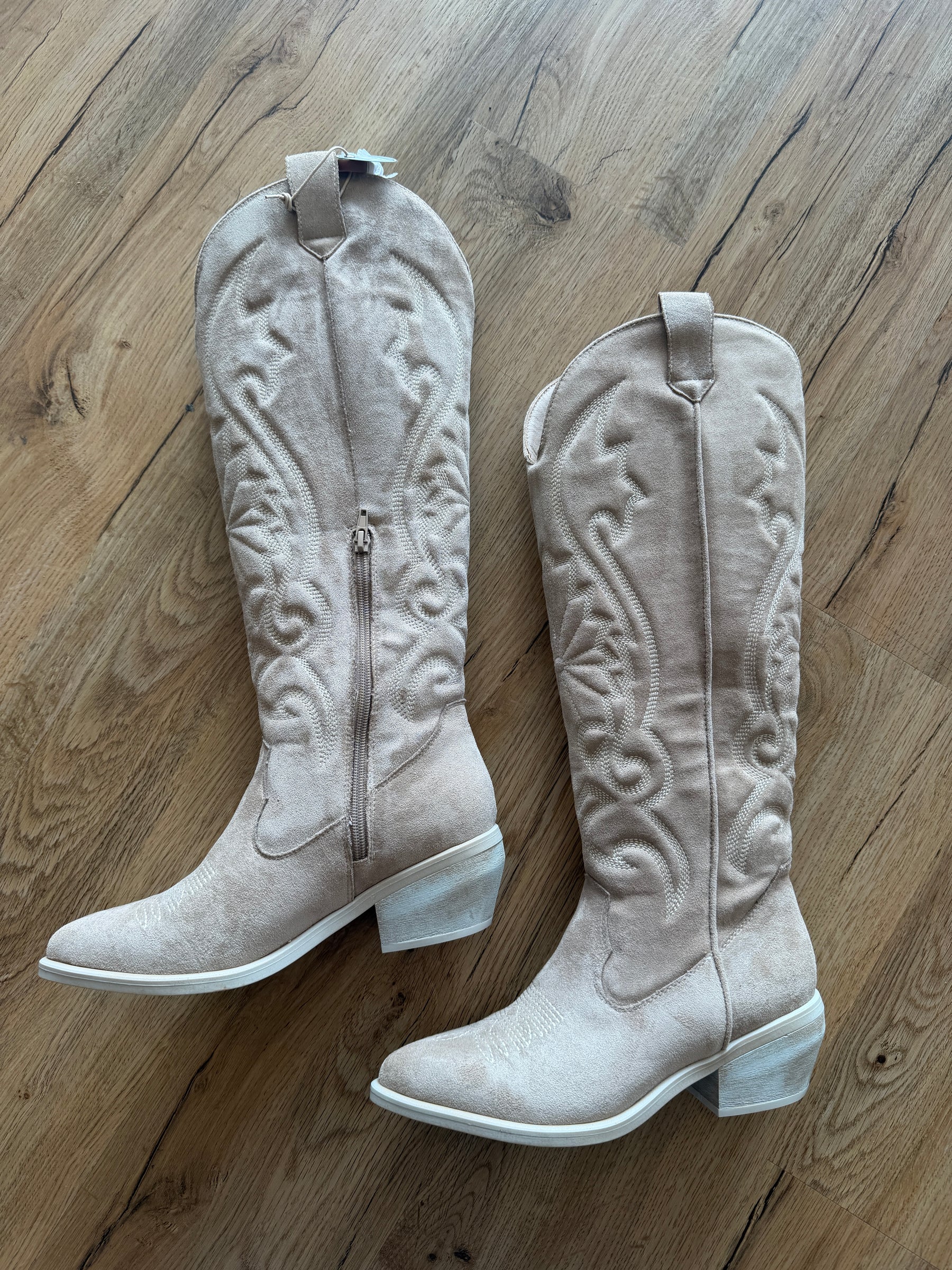 Ella Cowboy Boots