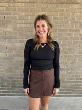 Peep The Back Black Top