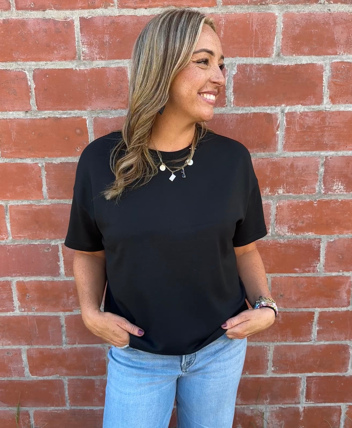Corrie Tee - Black