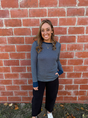 Stacy Top - Navy & Ivory