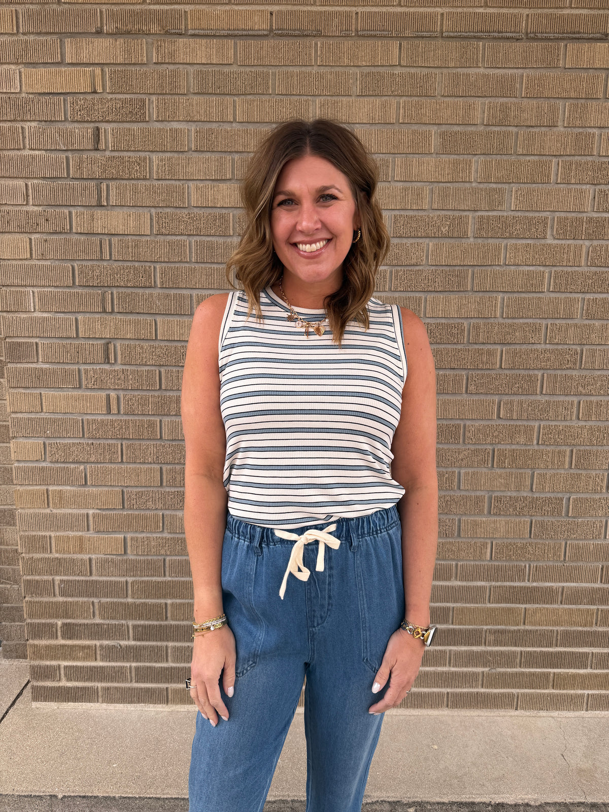 Euclid Tank - White Blue Sky