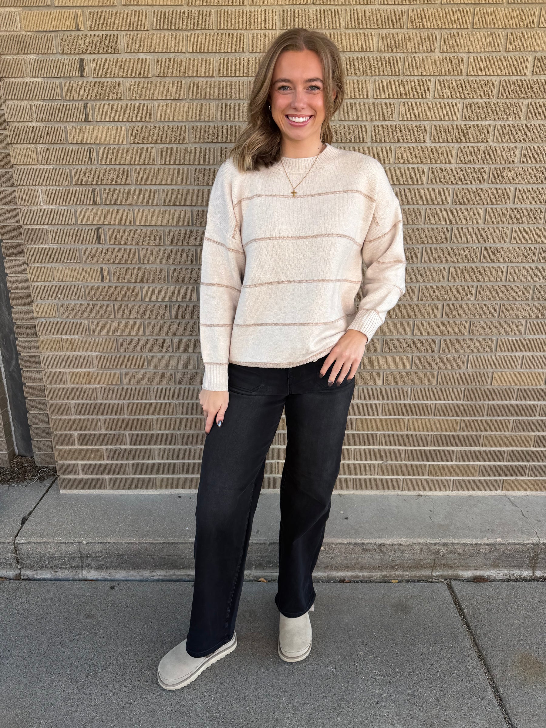 Oversized Wide-Stripe Sweater-Cream