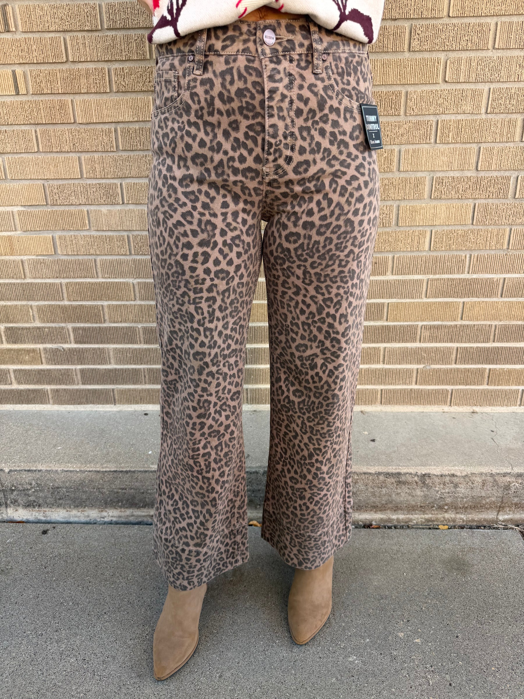 Leopard Crop Straight Leg