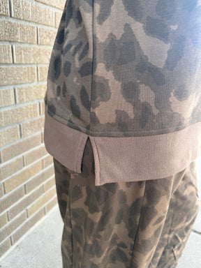 Baddie Abstract Pullover