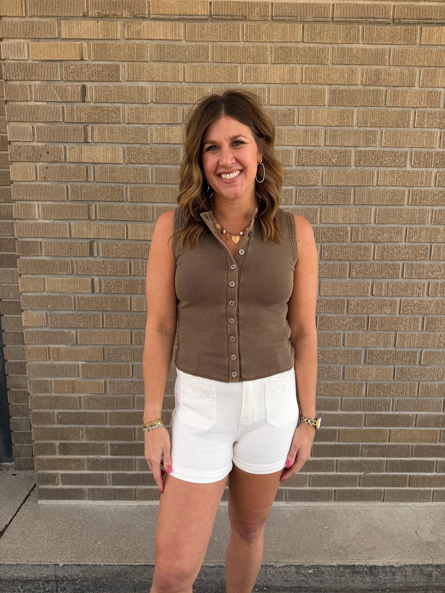 White Denim Details Shorts