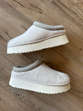 Uggg Dupes by Mia Shoes - Sherpa