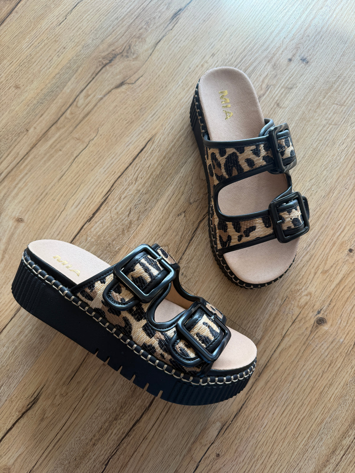 Leopard Slides