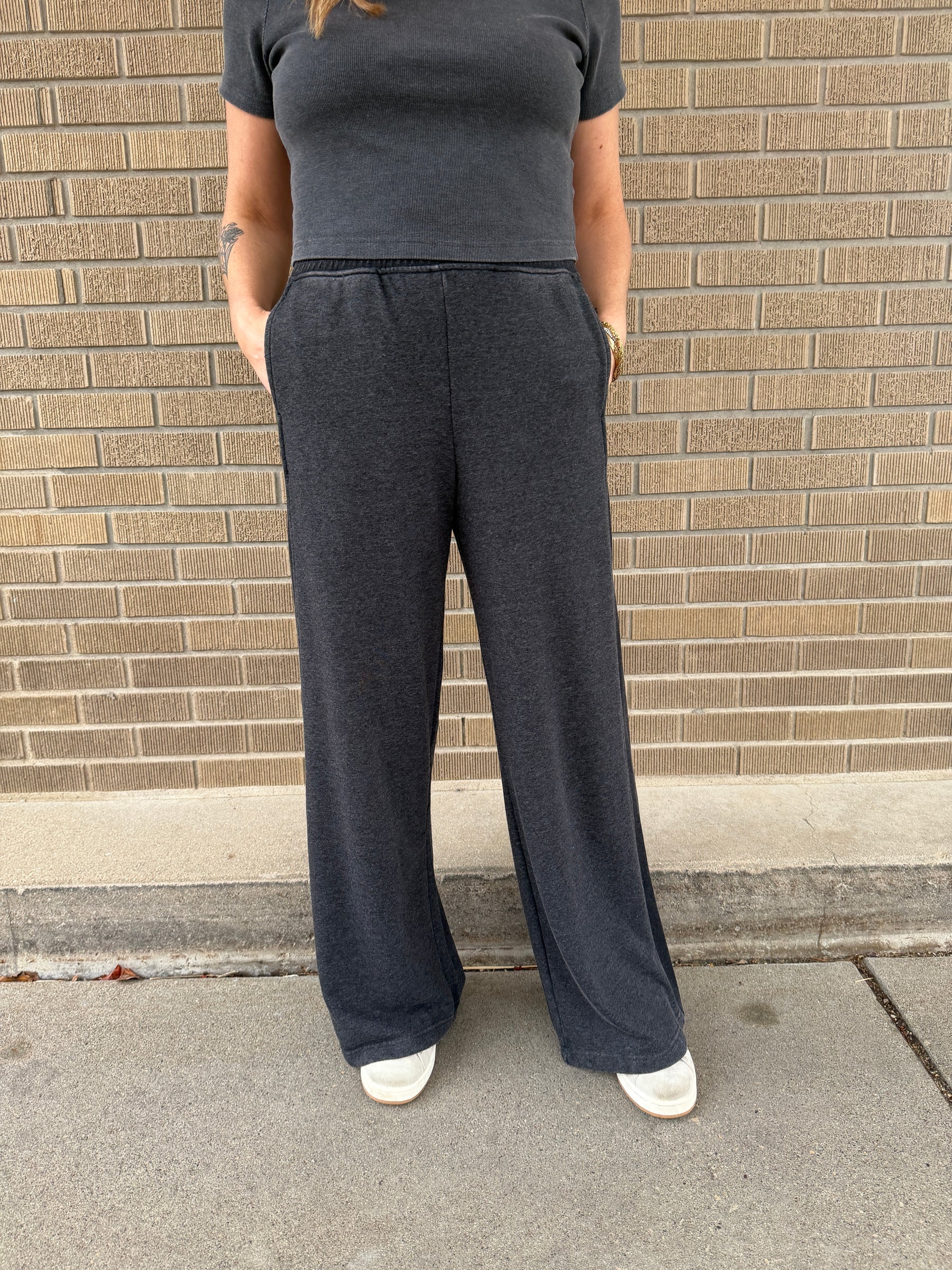 On The Go Wide Leg Pants - Black
