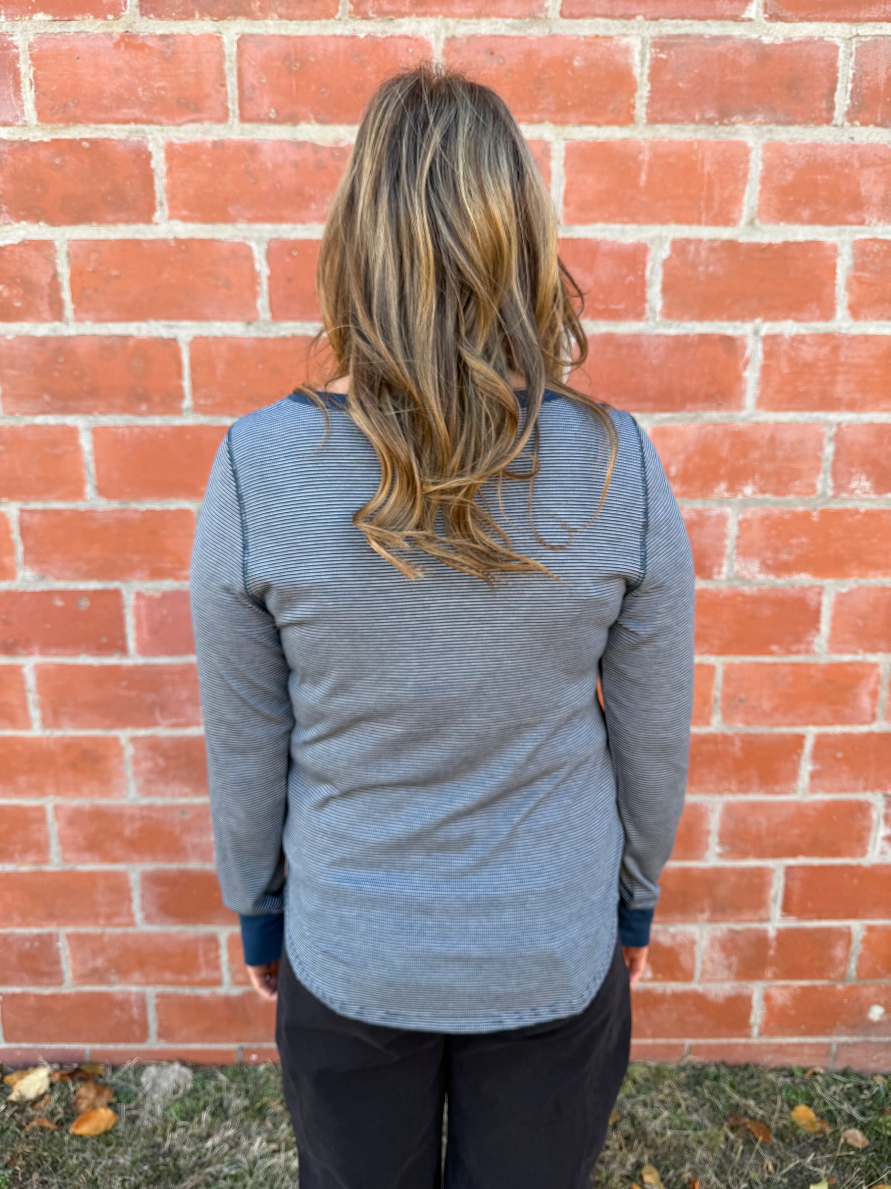 Stacy Top - Navy & Ivory