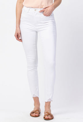 The Ultimate Judy Blue White Skinnies - Size 0 & 1